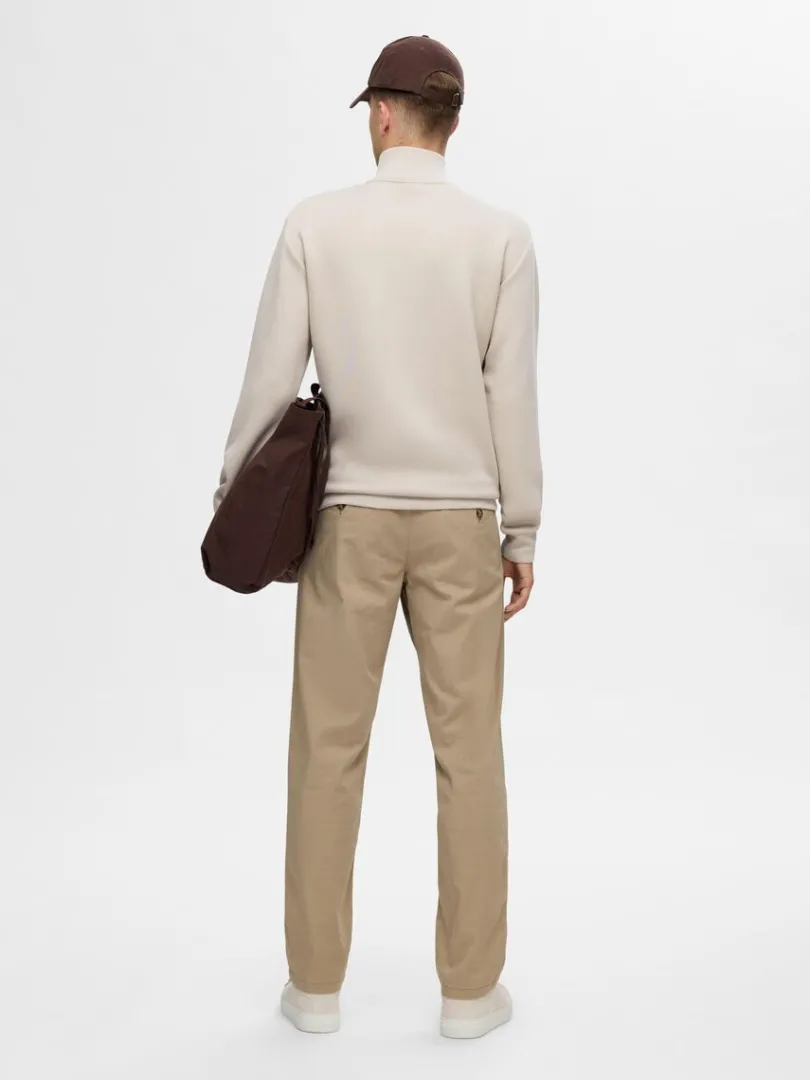 kort_lynls_sweatshirt_1-1.webp Hættetrøjer & Sweatshirts>SELECTED KORT LYNLÅS SWEATSHIRT Beige