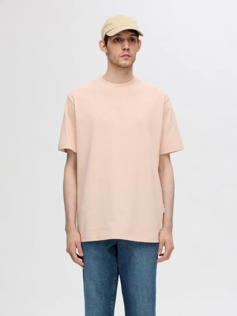 kortrmet_afslappet_fit_ts_0-5.webp T-shirts>SELECTED KORTÆRMET AFSLAPPET FIT T-SHIRT Pink