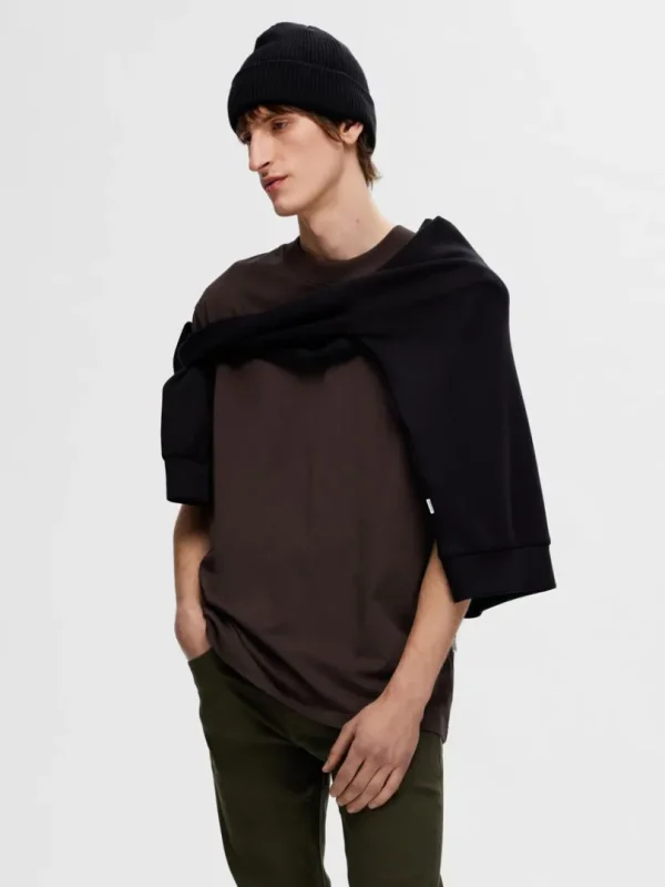 T-shirts>SELECTED KORTÆRMET AFSLAPPET FIT T-SHIRT Brown