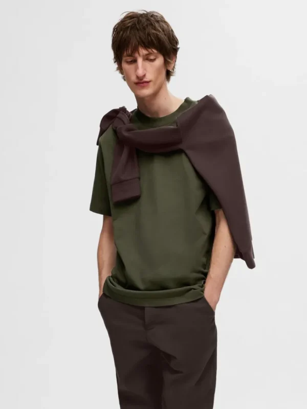 T-shirts>SELECTED KORTÆRMET AFSLAPPET FIT T-SHIRT Green