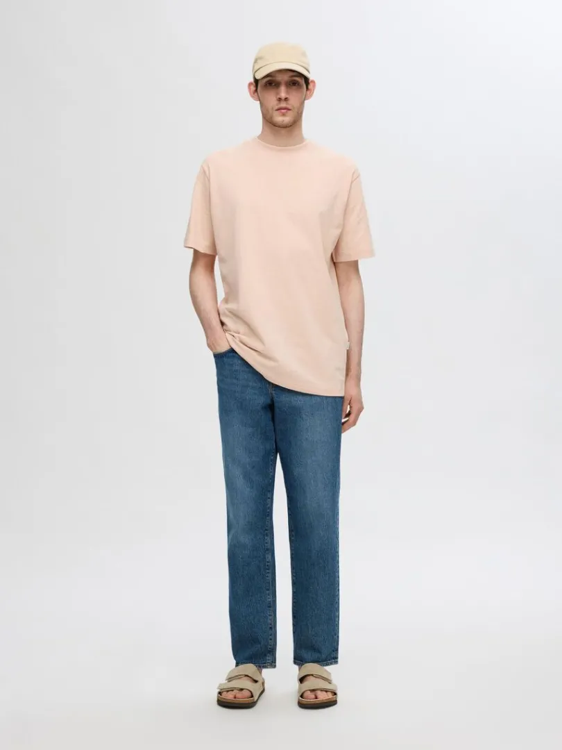 kortrmet_afslappet_fit_ts_1-5.webp T-shirts>SELECTED KORTÆRMET AFSLAPPET FIT T-SHIRT Pink