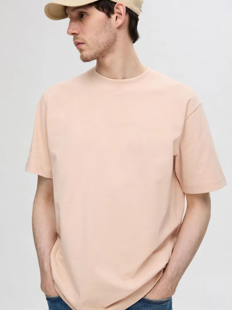 kortrmet_afslappet_fit_ts_2-5.webp T-shirts>SELECTED KORTÆRMET AFSLAPPET FIT T-SHIRT Pink
