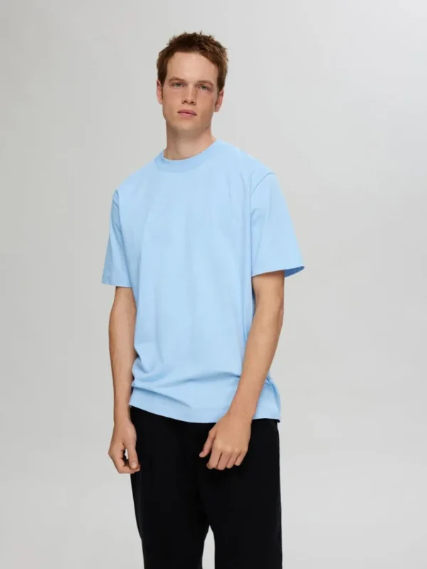 T-shirts>SELECTED KORTÆRMET AFSLAPPET FIT T-SHIRT Blue