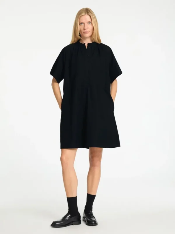 Kjoler>SELECTED KORTÆRMET KORT KJOLE Black