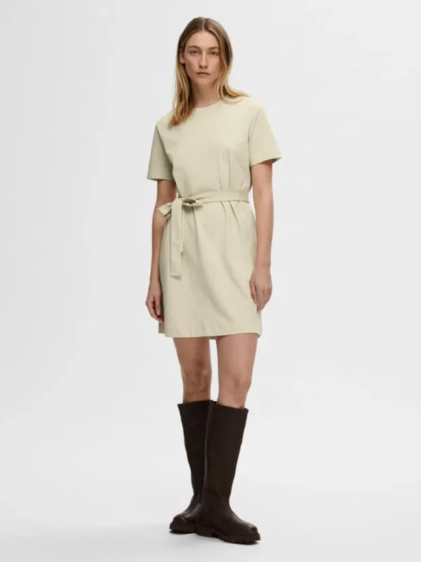 Kjoler>SELECTED KORTÆRMET KORT KJOLE Beige