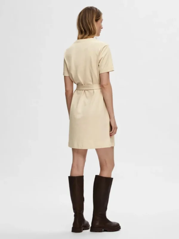 Kjoler>SELECTED KORTÆRMET KORT KJOLE Beige