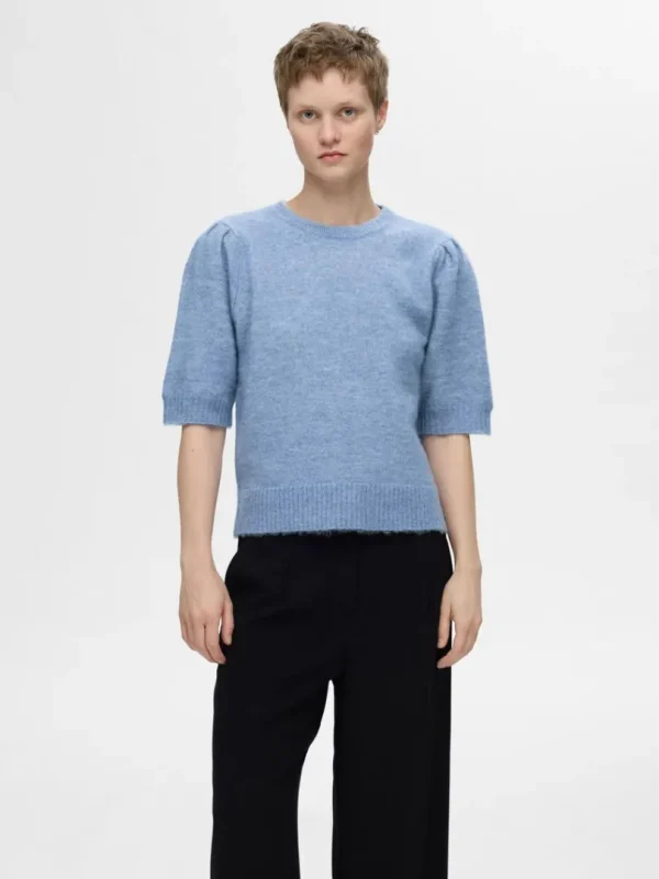 Strik>SELECTED KORTÆRMET STRIKKET TOP Blue