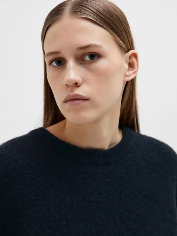 Strik>SELECTED KORTÆRMET STRIKKET TOP Blue