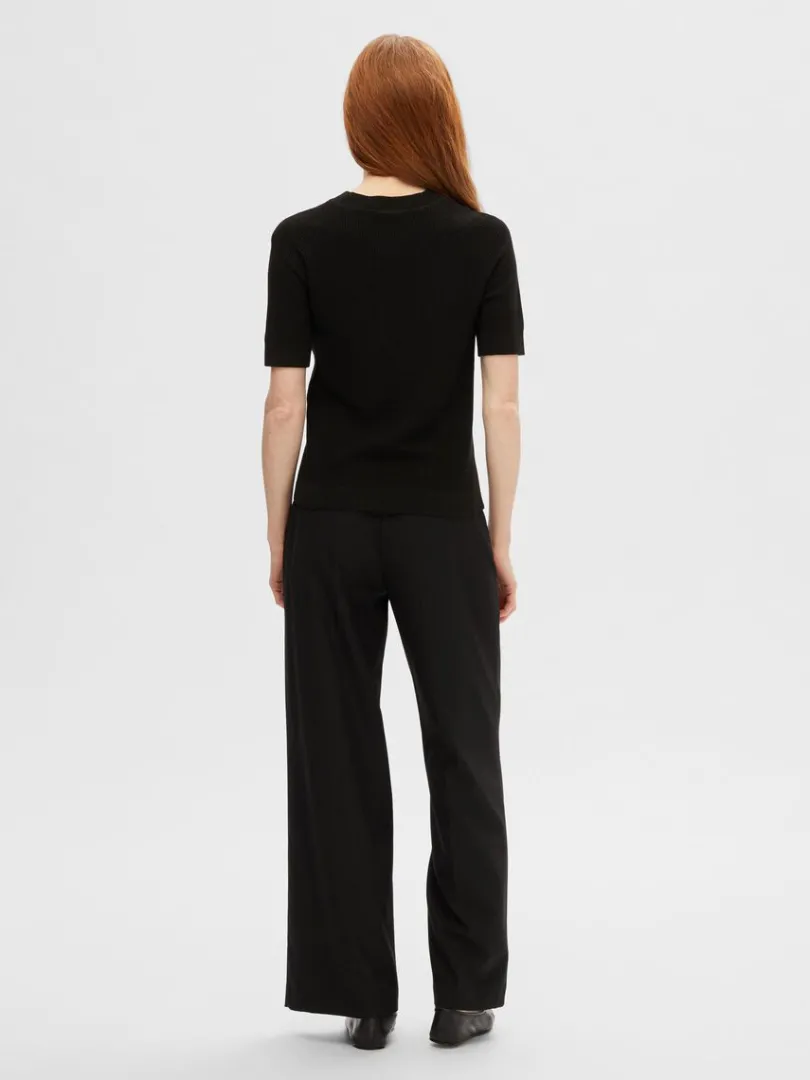 kortrmet_strikket_top_4-14.webp Strik>SELECTED KORTÆRMET STRIKKET TOP Black