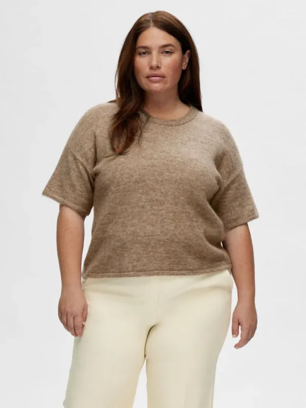 Strik>SELECTED KORTÆRMET STRIKKET TOP Brown