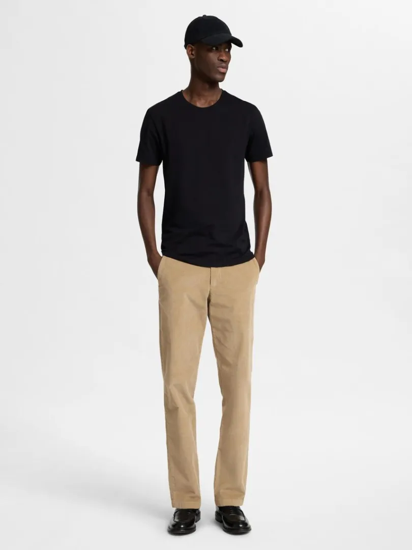 kortrmet_tshirt_1-9.webp T-shirts>SELECTED KORTÆRMET T-SHIRT Black