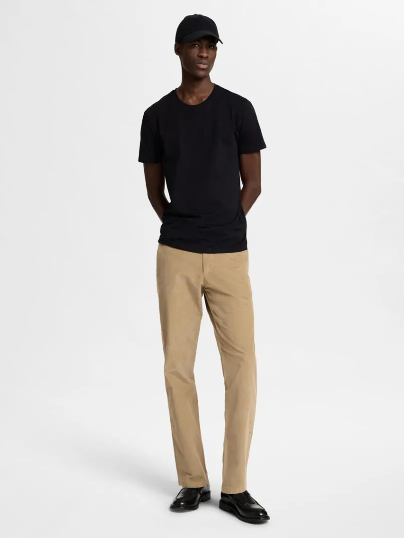 kortrmet_tshirt_2-9.webp T-shirts>SELECTED KORTÆRMET T-SHIRT Black