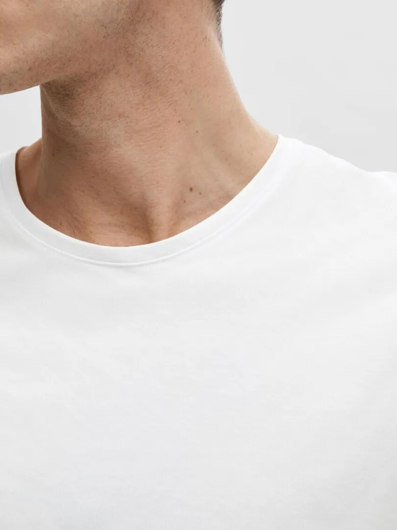 kortrmet_tshirt_3-7.webp T-shirts>SELECTED KORTÆRMET T-SHIRT White