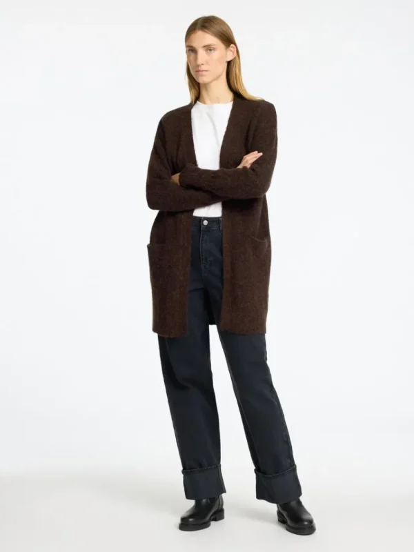 Strik>SELECTED LANG STRIKKET CARDIGAN Brown