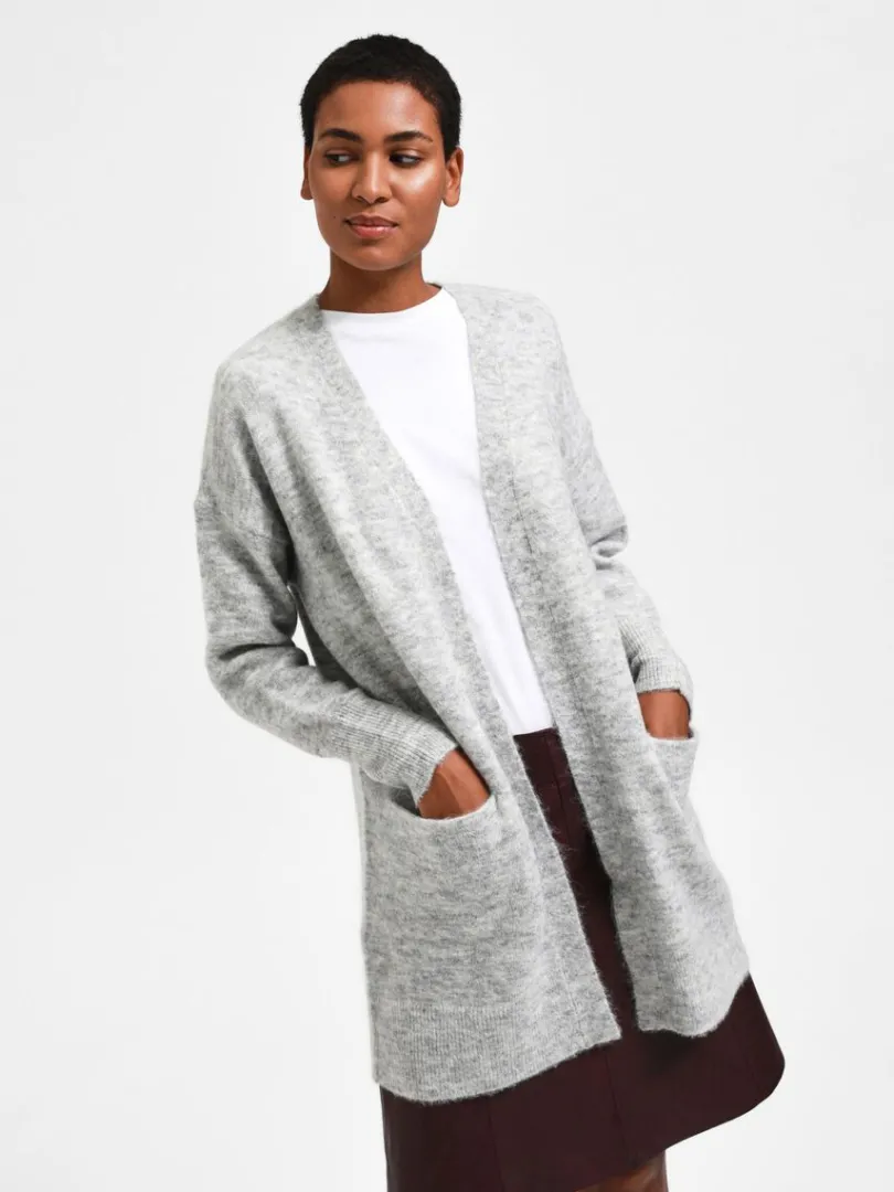 lang_strikket_cardigan_2-3.webp Strik>SELECTED LANG STRIKKET CARDIGAN Grey