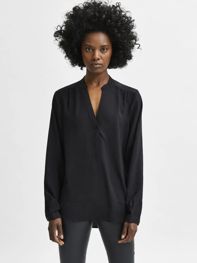 langrmet_bluse_0-3.webp Toppe Og Bluser>SELECTED LANGÆRMET BLUSE Black
