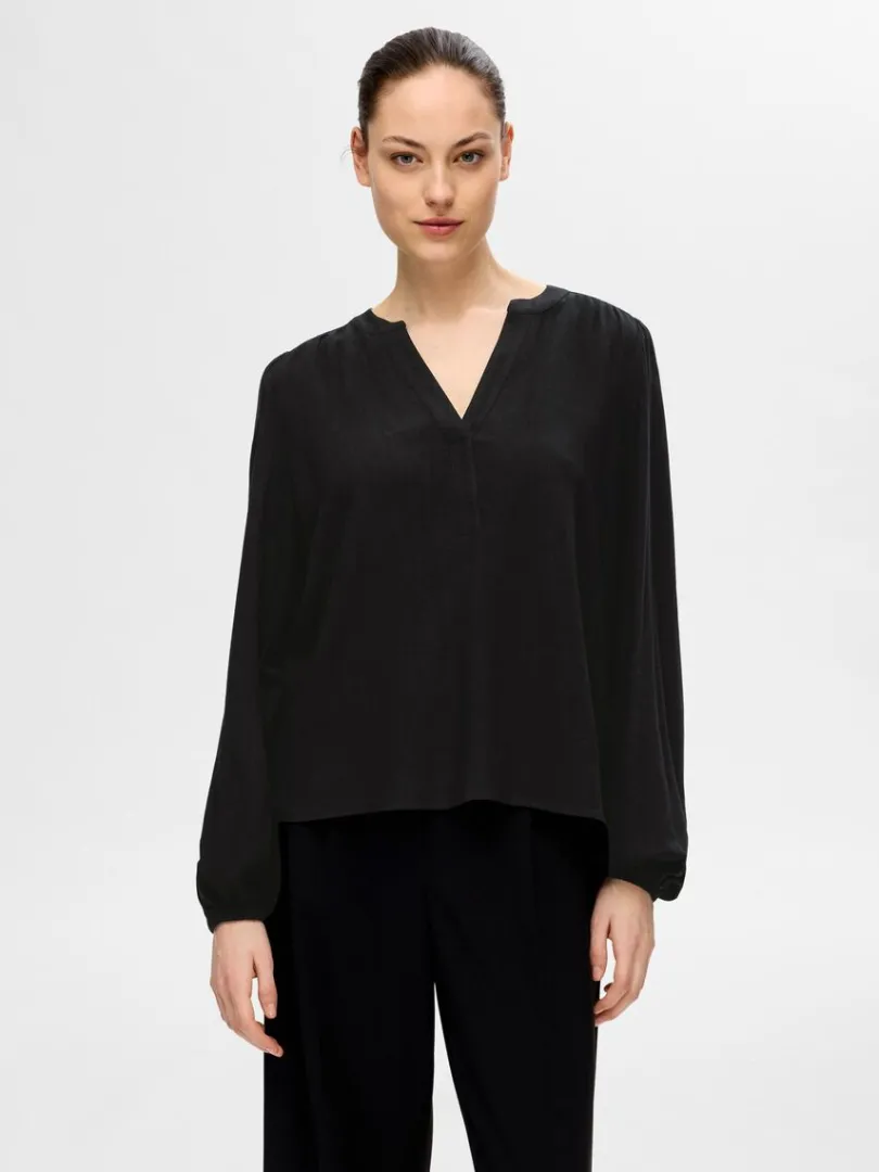 langrmet_bluse_0-7.webp Toppe Og Bluser>SELECTED LANGÆRMET BLUSE Black