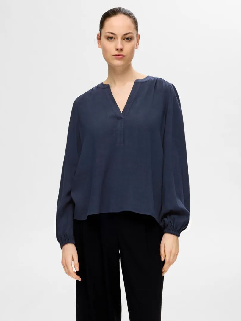 langrmet_bluse_0-8.webp Toppe Og Bluser>SELECTED LANGÆRMET BLUSE Blue