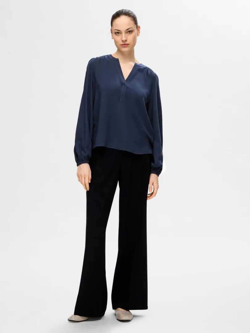 langrmet_bluse_1-8.webp Toppe Og Bluser>SELECTED LANGÆRMET BLUSE Blue