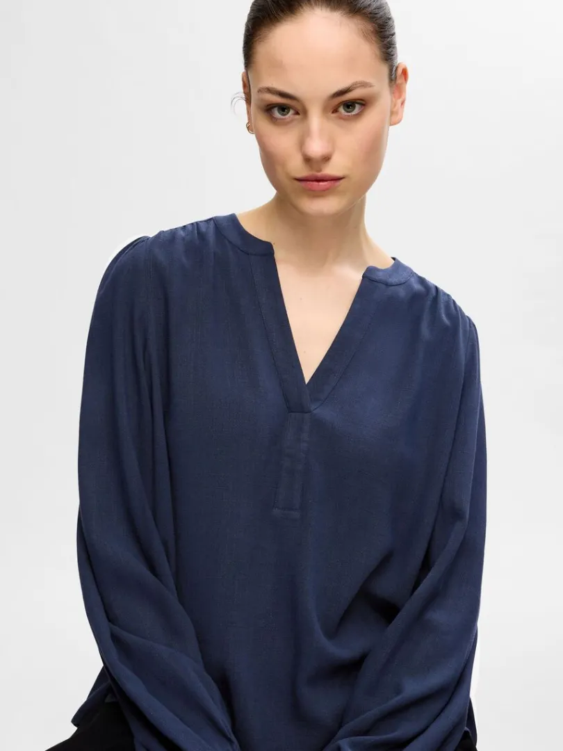 langrmet_bluse_2-6.webp Toppe Og Bluser>SELECTED LANGÆRMET BLUSE Blue
