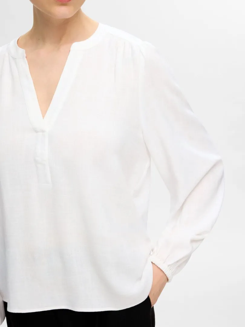 langrmet_bluse_4-7.webp Toppe Og Bluser>SELECTED LANGÆRMET BLUSE White