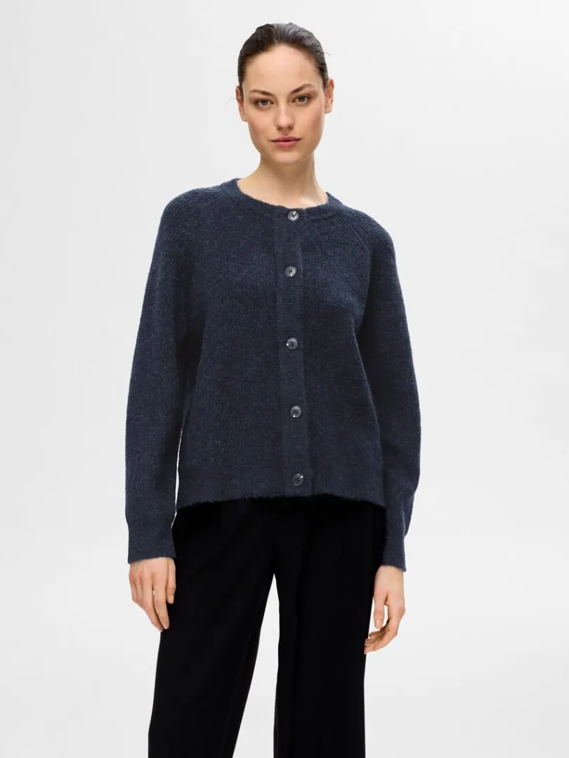 langrmet_cardigan_0-13.webp Strik>SELECTED LANGÆRMET CARDIGAN Blue