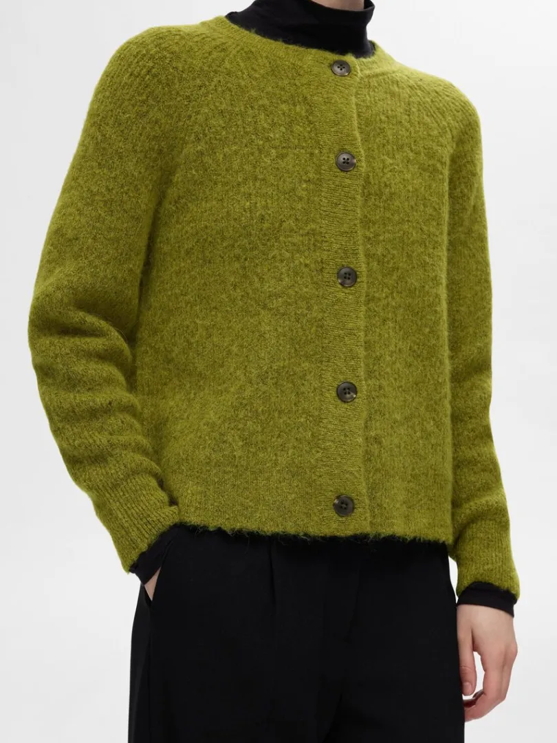 langrmet_cardigan_3-6.webp Strik>SELECTED LANGÆRMET CARDIGAN Green
