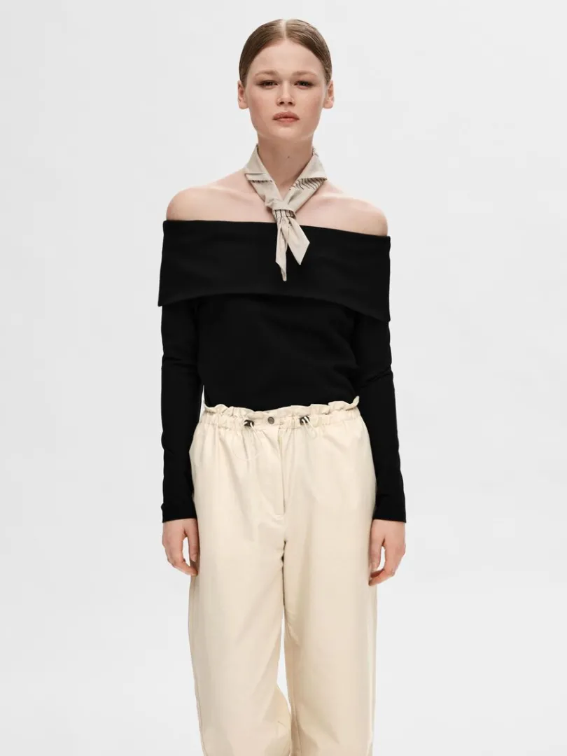 langrmet_offshoulder_top_0-1.webp Toppe Og Bluser>SELECTED LANGÆRMET OFF-SHOULDER TOP Black