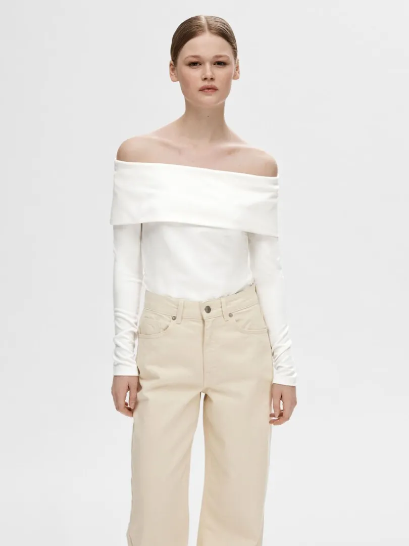 langrmet_offshoulder_top_0.webp Toppe Og Bluser>SELECTED LANGÆRMET OFF-SHOULDER TOP White