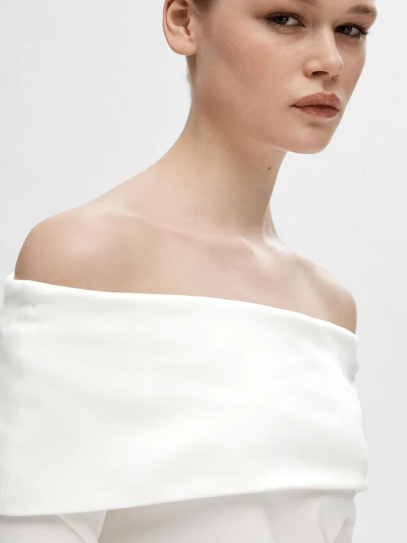 langrmet_offshoulder_top_3.webp Toppe Og Bluser>SELECTED LANGÆRMET OFF-SHOULDER TOP White