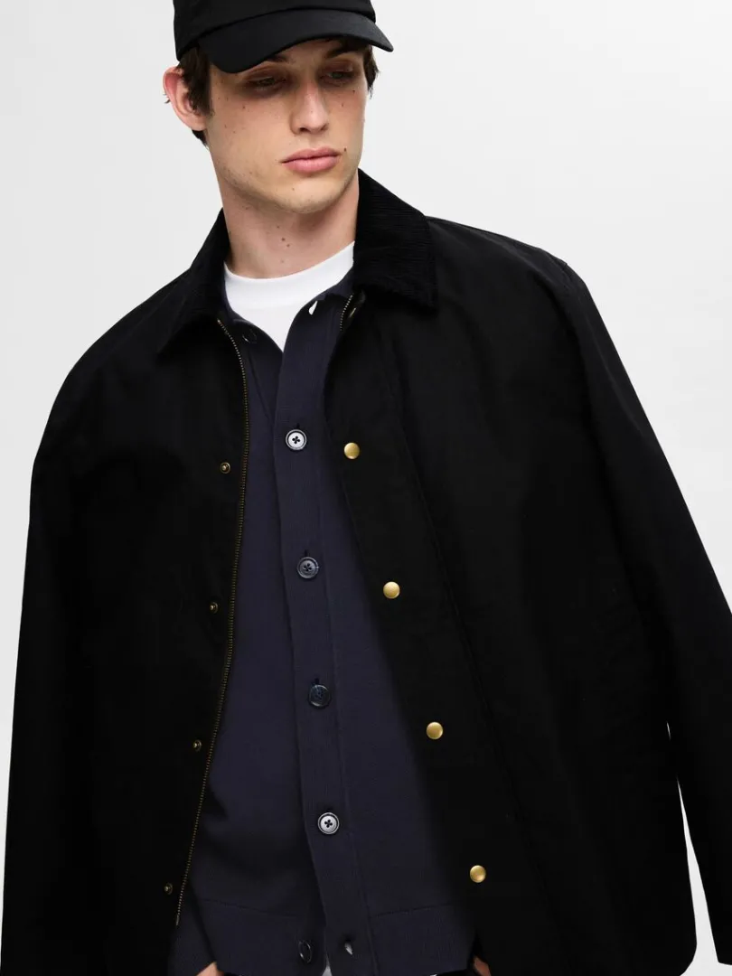 langrmet_polo_cardigan_2-1.webp Strik>SELECTED LANGÆRMET POLO CARDIGAN Blue