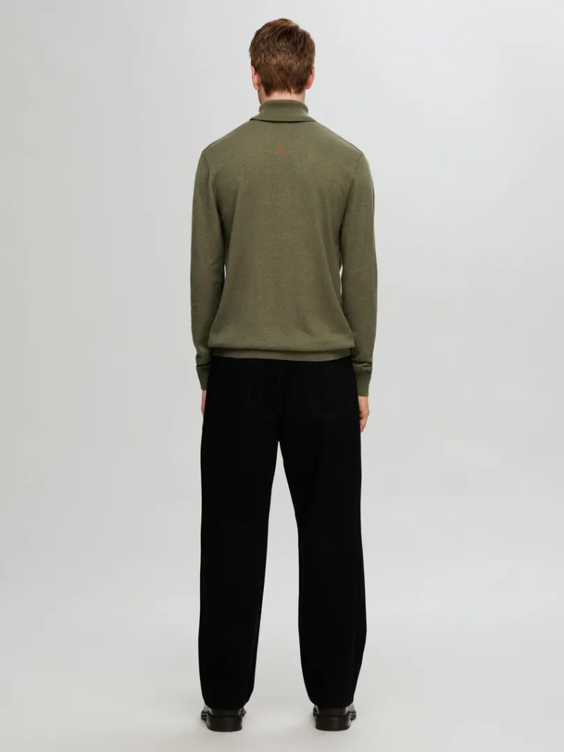 langrmet_rullekrave_pullo_5.webp Strik>SELECTED LANGÆRMET RULLEKRAVE PULLOVER Green