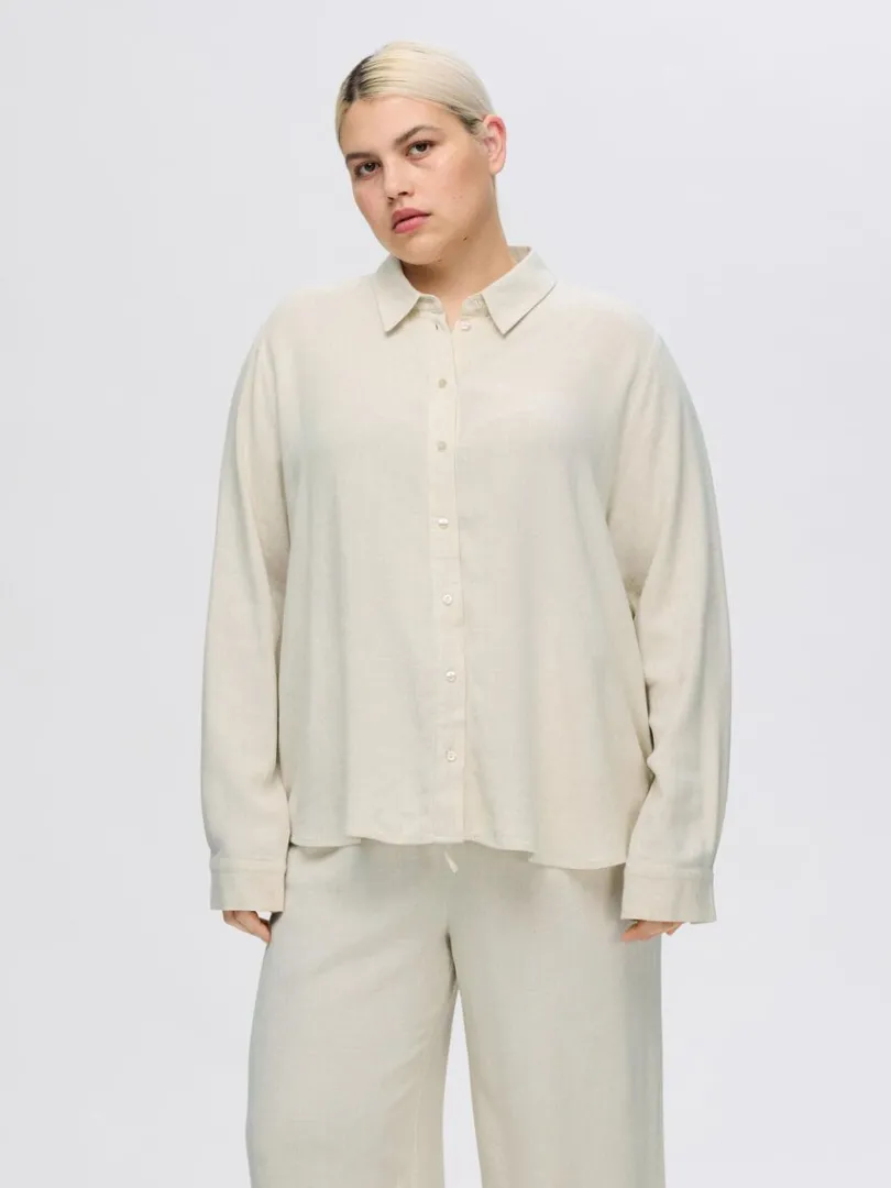 langrmet_skjorte_6.webp Skjorter>SELECTED LANGÆRMET SKJORTE Beige