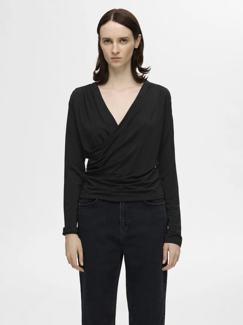 langrmet_slom_bluse_0.webp Toppe Og Bluser>SELECTED LANGÆRMET SLÅ-OM BLUSE Black