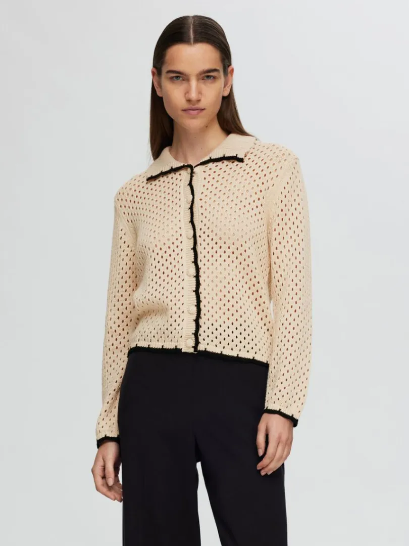 langrmet_strikket_cardiga_0-1.webp Strik>SELECTED LANGÆRMET STRIKKET CARDIGAN Beige