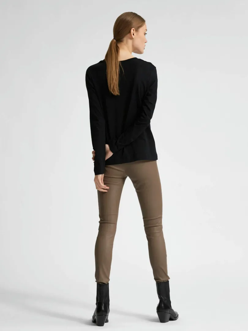 langrmet_tshirt_4-3.webp T-shirts>SELECTED LANGÆRMET T-SHIRT Black