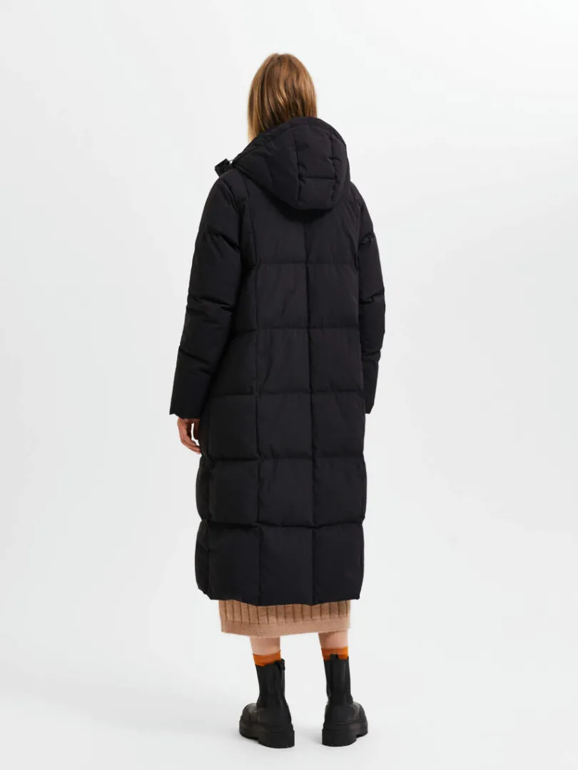 longline_redown_pufferjak_4-1.webp Overtøj>SELECTED LONGLINE RE:DOWN® PUFFERJAKKE Black