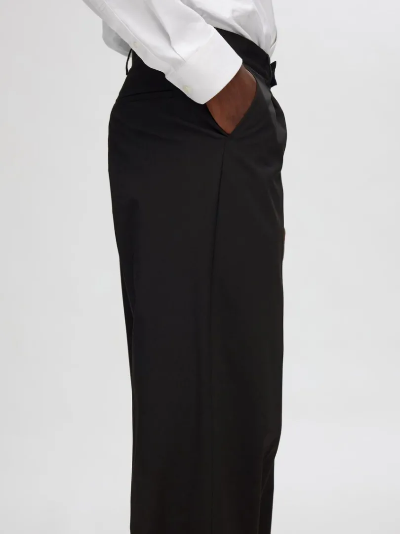 loose_fit_bukser_5-4.webp Bukser>SELECTED LOOSE FIT BUKSER Black