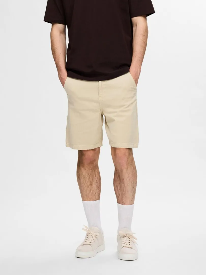 loose_fit_shorts_0-1.webp Shorts>SELECTED LOOSE FIT SHORTS Beige