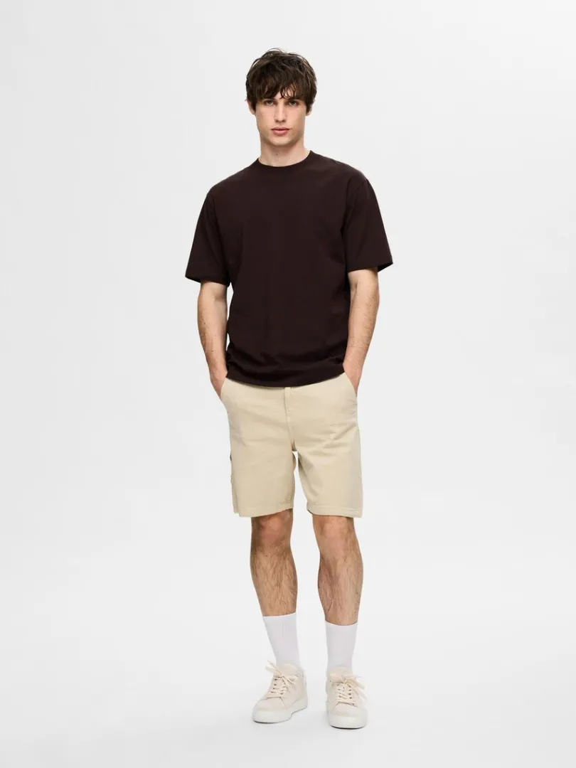 loose_fit_shorts_2.webp Shorts>SELECTED LOOSE FIT SHORTS Beige