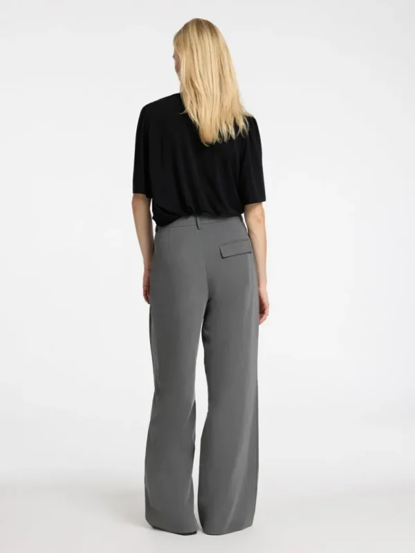 Toppe Og Bluser>SELECTED LOOSE FIT TOP MED V-HALS Black