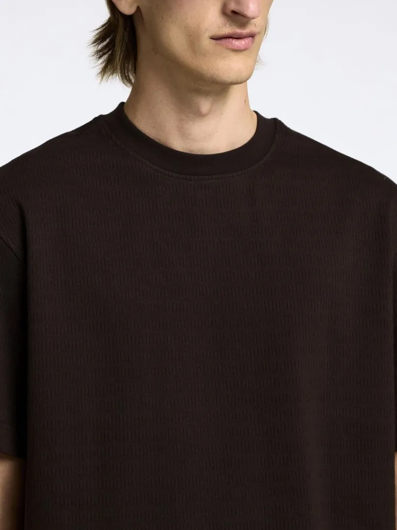 loose_fit_tshirt_3-1.webp T-shirts>SELECTED LOOSE FIT T-SHIRT Brown