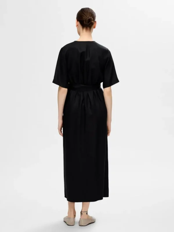 Kjoler>SELECTED MAXI SLÅ OM KJOLE Black