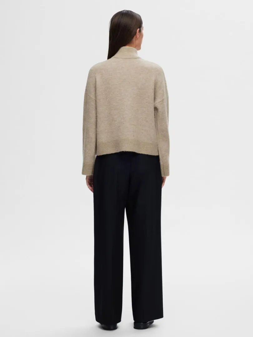 med_lynls_cardigan_4-6.webp Strik>SELECTED MED LYNLÅS CARDIGAN Beige