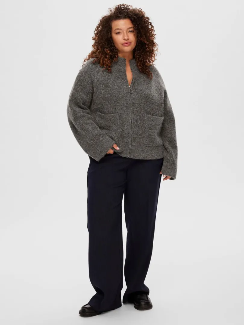 med_lynls_cardigan_7.webp Strik>SELECTED MED LYNLÅS CARDIGAN Grey