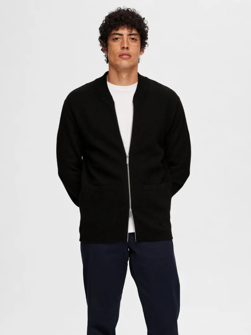 merinould_cardigan_0-6.webp Strik>SELECTED MERINO-ULD CARDIGAN Black