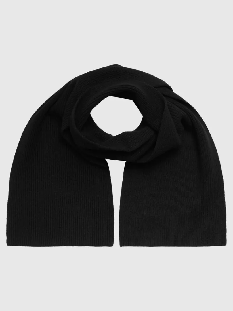 merinould_halstrklde_1-1.webp Accessories>SELECTED 100% MERINOULD HALSTØRKLÆDE Black