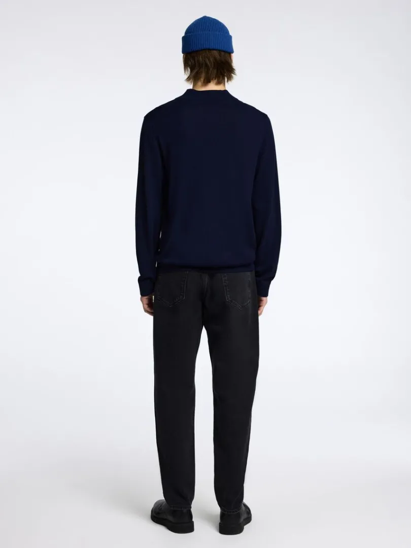 merinould_sweater_med_hj_1-1.webp Strik>SELECTED 100% MERINOULD SWEATER MED HØJ HALS Blue