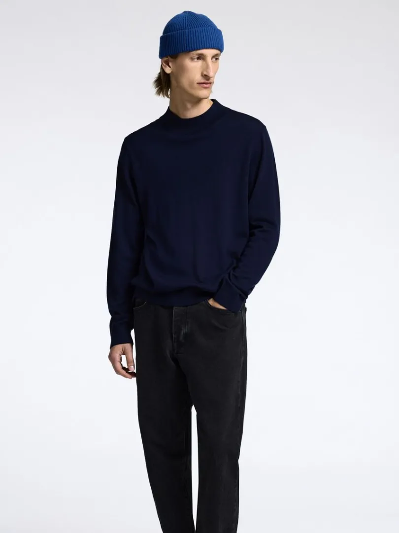 merinould_sweater_med_hj_2-1.webp Strik>SELECTED 100% MERINOULD SWEATER MED HØJ HALS Blue