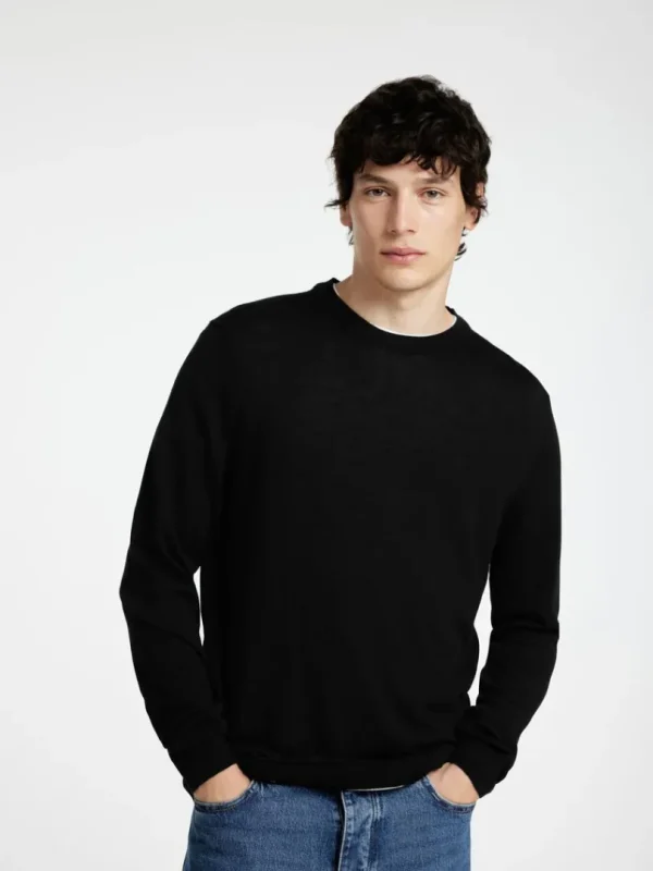Strik>SELECTED 100% MERINOULD SWEATER MED RUND HALS Black